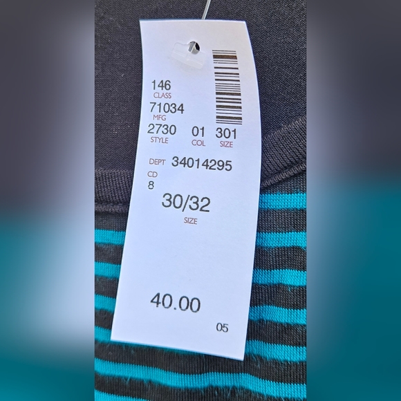 NWT Avenue Asymmetrical Tank Top - Picture 6 of 7